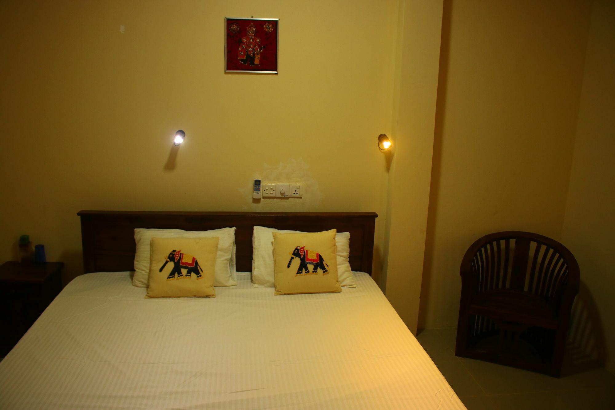 Under Water Safaris And Resort Uppuveli Exterior photo